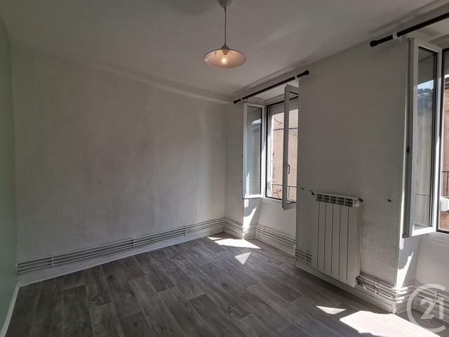 Appartement F2 à louer - 2 pièces - 47.58 m2 - ST AFFRIQUE - 12 - MIDI-PYRENEES - Century 21 Des 5 Vallées