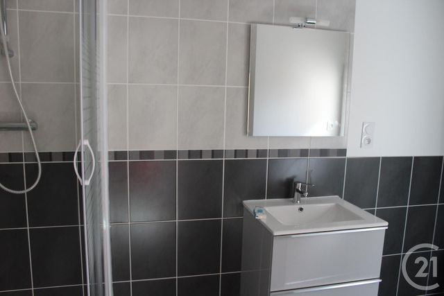 Appartement Studio à louer - 1 pièce - 41.98 m2 - ST AFFRIQUE - 12 - MIDI-PYRENEES - Century 21 Des 5 Vallées