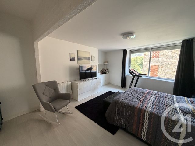 Appartement F3 bis à vendre - 4 pièces - 98.23 m2 - MILLAU - 12 - MIDI-PYRENEES - Century 21 Des 5 Vallées
