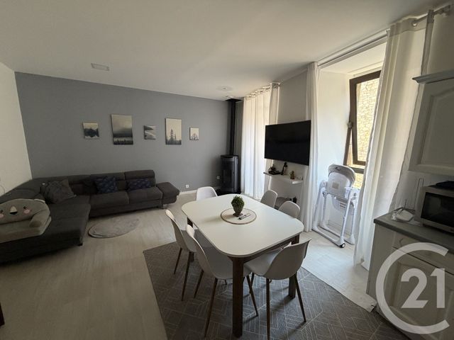 Appartement F3 bis à vendre - 4 pièces - 98.23 m2 - MILLAU - 12 - MIDI-PYRENEES - Century 21 Des 5 Vallées