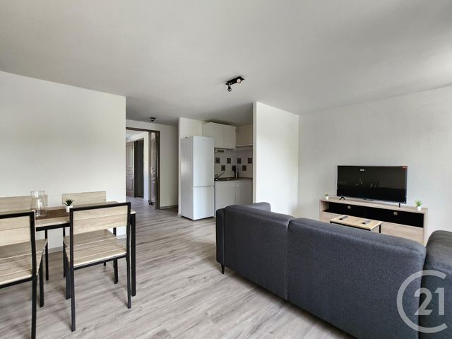 Appartement T2 à louer - 2 pièces - 39.9 m2 - ST AFFRIQUE - 12 - MIDI-PYRENEES - Century 21 Des 5 Vallées