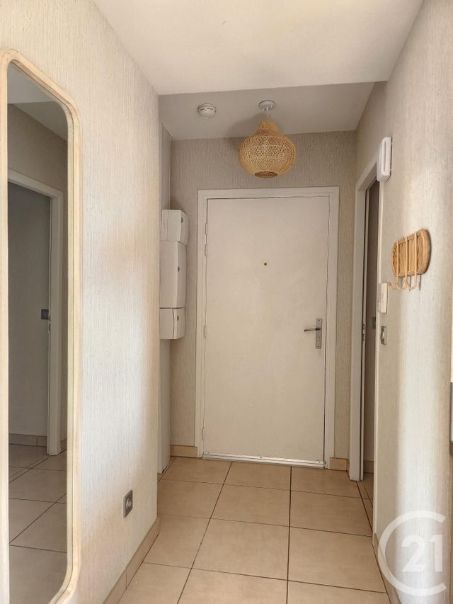 Appartement Studio à louer - 1 pièce - 21.42 m2 - ST AFFRIQUE - 12 - MIDI-PYRENEES - Century 21 Des 5 Vallées