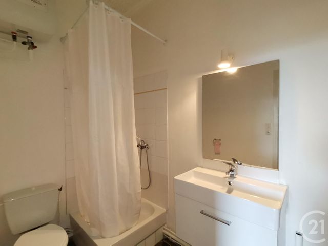 Appartement T2 à louer - 2 pièces - 35.22 m2 - LA CAVALERIE - 12 - MIDI-PYRENEES - Century 21 Des 5 Vallées
