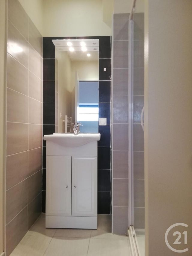 Appartement Studio à louer - 1 pièce - 31.44 m2 - ST AFFRIQUE - 12 - MIDI-PYRENEES - Century 21 Des 5 Vallées