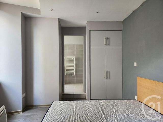 Appartement T2 à louer - 2 pièces - 30.16 m2 - ST AFFRIQUE - 12 - MIDI-PYRENEES - Century 21 Des 5 Vallées