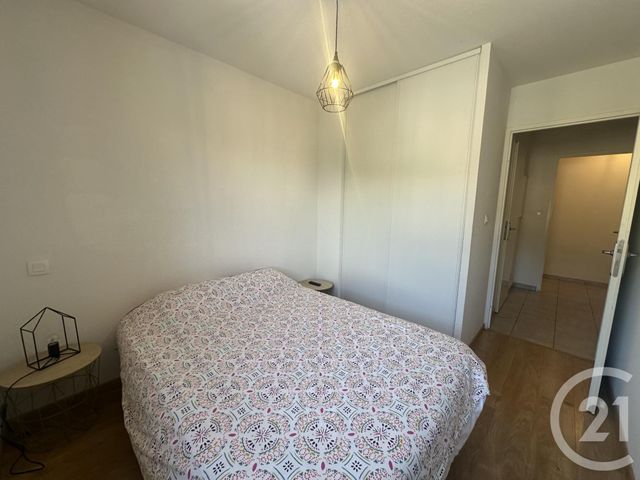 Appartement T2 à louer - 2 pièces - 45.1 m2 - ST AFFRIQUE - 12 - MIDI-PYRENEES - Century 21 Des 5 Vallées