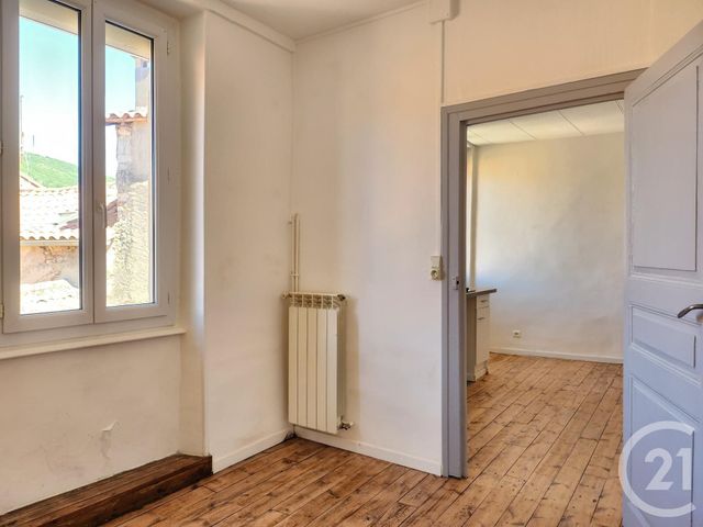 Appartement T1 à louer - 1 pièce - 30.0 m2 - ST AFFRIQUE - 12 - MIDI-PYRENEES - Century 21 Des 5 Vallées
