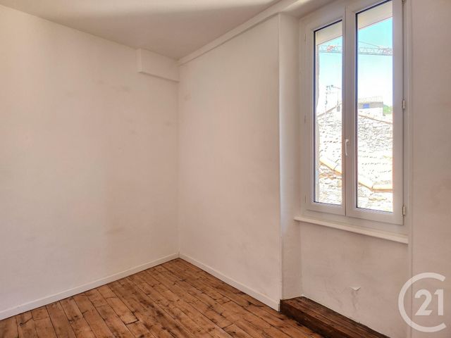 Appartement T1 à louer - 1 pièce - 30.0 m2 - ST AFFRIQUE - 12 - MIDI-PYRENEES - Century 21 Des 5 Vallées